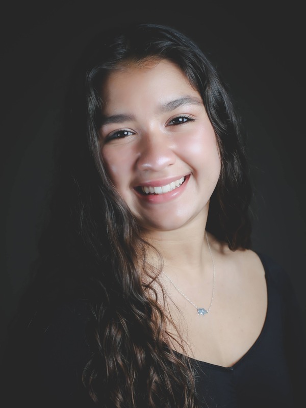 Chaveli Peña, Ballet and Contemporary Instructor